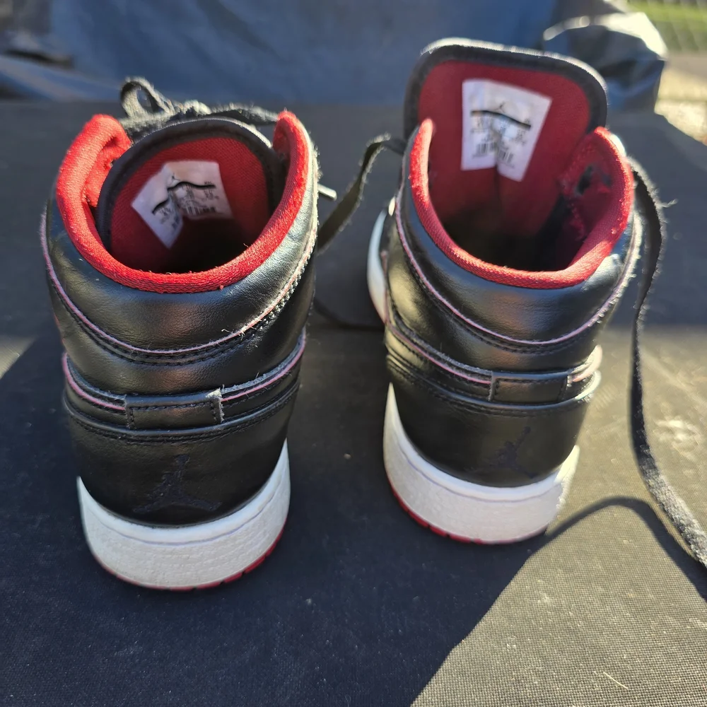 Black and Red High-Top Sneakers - Picture 8 of 10